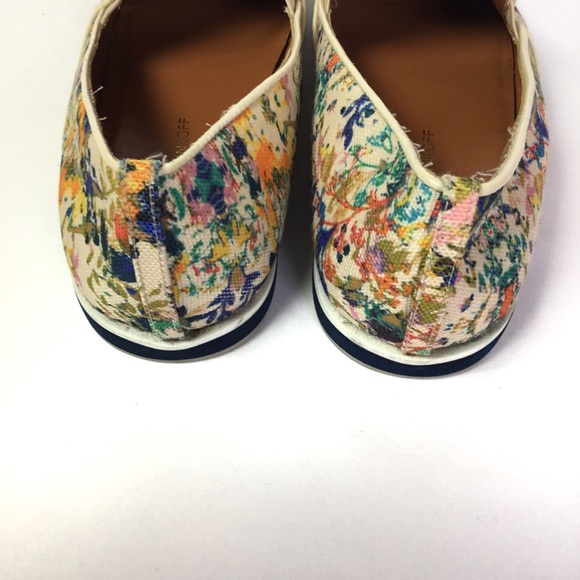 Rebecca Minkoff Sable Floral-Print Canvas Sneaker - Picture 6 of 6